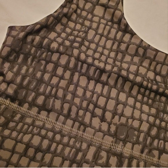 Green Fabletics Harlow Reversible Sports Bra - Picture 9 of 12